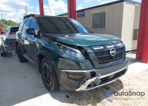 2025 Nissan Pathfinder Rock Creek 4Wd z USA, uszkodzony, nr VIN 5N1DR3BD4SC230520